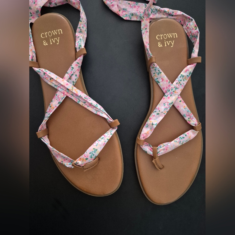 Crown & Ivy Floral Lace-Up Sandals – Women’s Size 9.5 – NEW - Picture 2 of 5